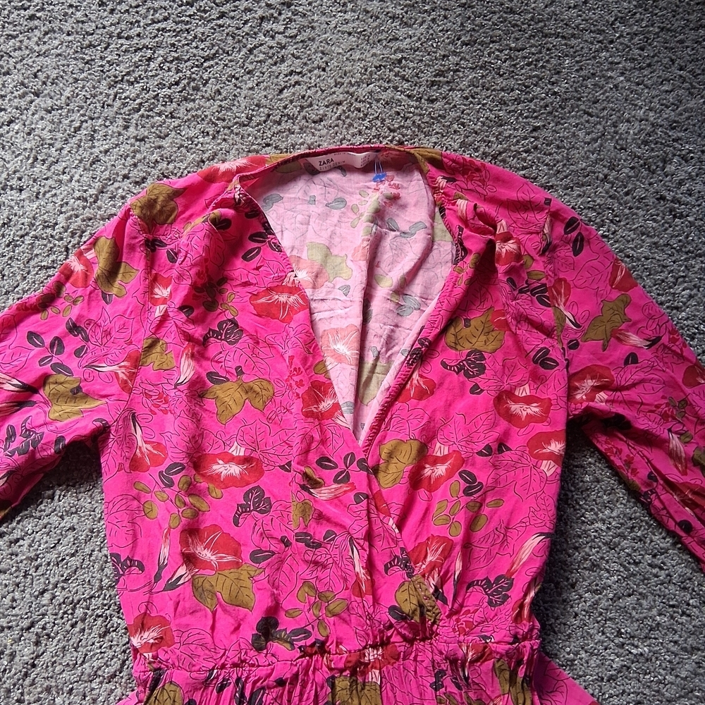 Zara Pink Floral Wrap Top - Picture 4 of 6